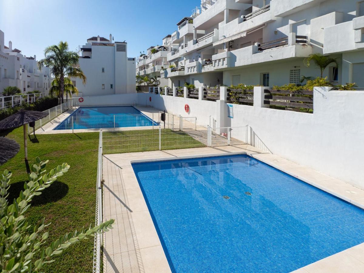 2051-New 3 Bedrooms On Golf Estepona Exterior photo