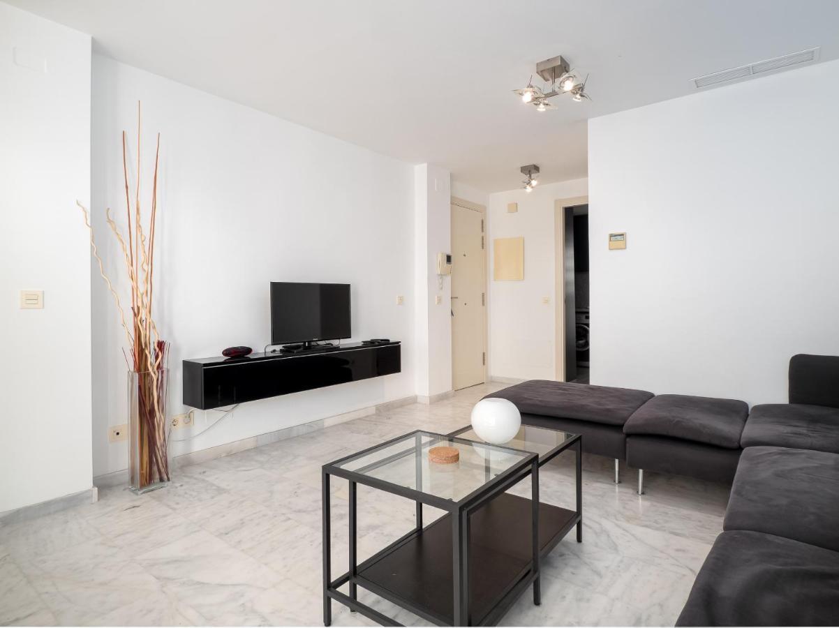 2051-New 3 Bedrooms On Golf Estepona Exterior photo