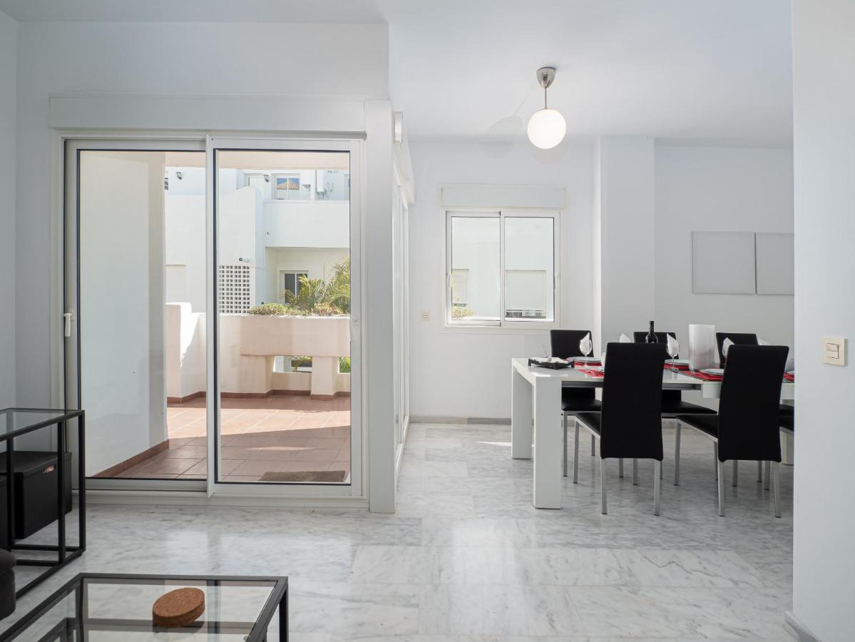 2051-New 3 Bedrooms On Golf Estepona Exterior photo