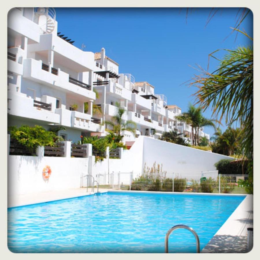 2051-New 3 Bedrooms On Golf Estepona Exterior photo